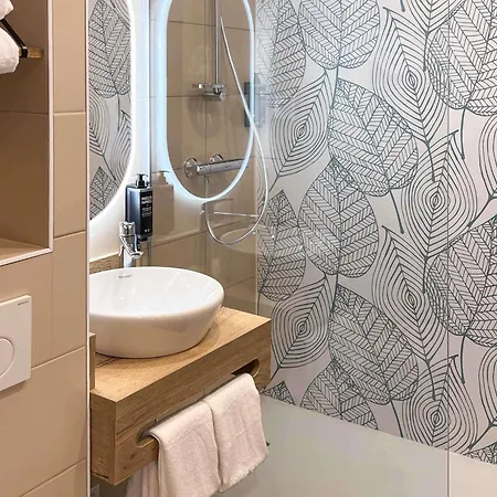 Ibis Styles Malabry Paris Sud 호텔