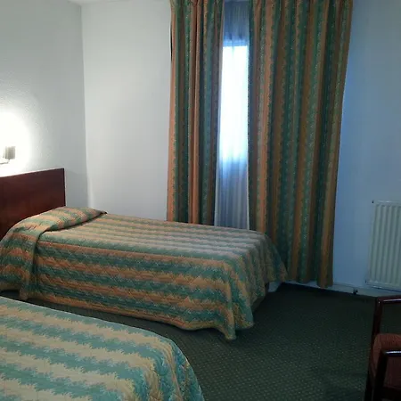 Le Chateaubriand Hotel