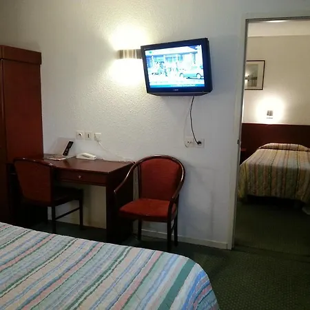 Ibis Styles Malabry Paris Sud 3*
