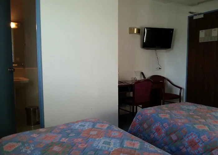 Ibis Styles Malabry Paris Sud מלון