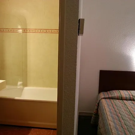 Hotel Ibis Styles Malabry Paris Sud 3*